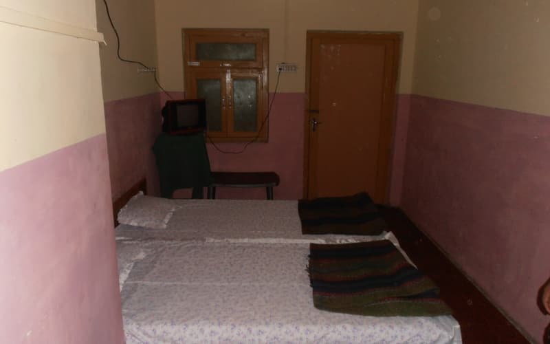 Akash Yatri Niwas, Faizabad 5